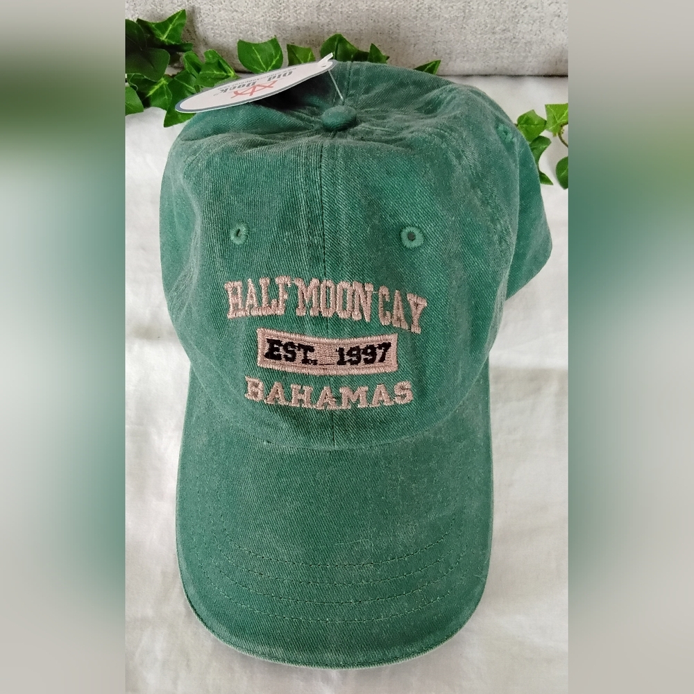 Green Half Moon Cay Bahamas Cap Old Dock